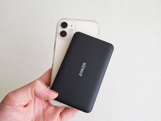 5,000mAhモバイルバッテリーのおすすめ8選！薄型・軽量で持ち運びやすい- 4