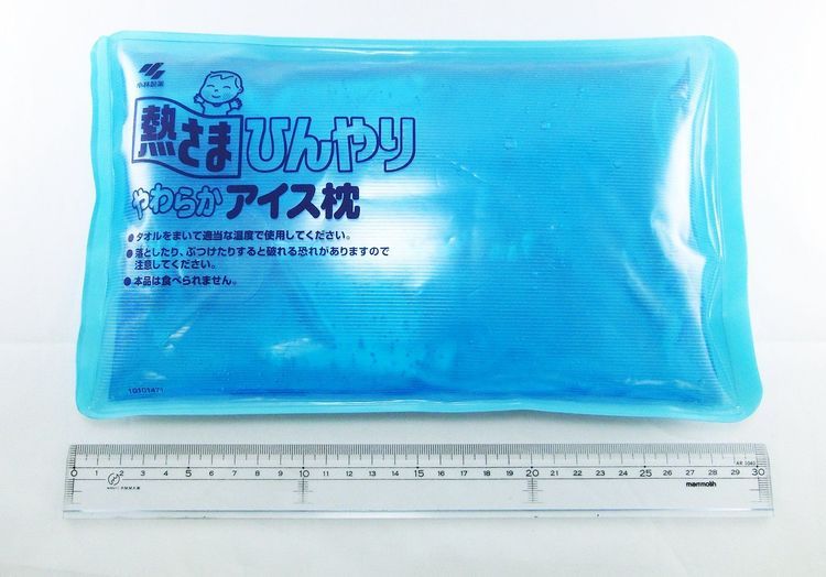 No. 7 - 小林製薬 熱さまひんやり やわらかアイス枕 - 1